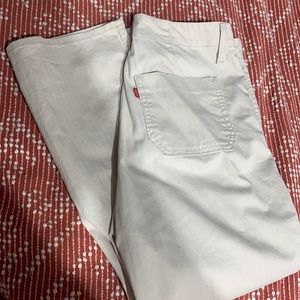 Cream midi length Levi’s khakis